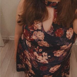 Hilaration Floral Velvet Dress